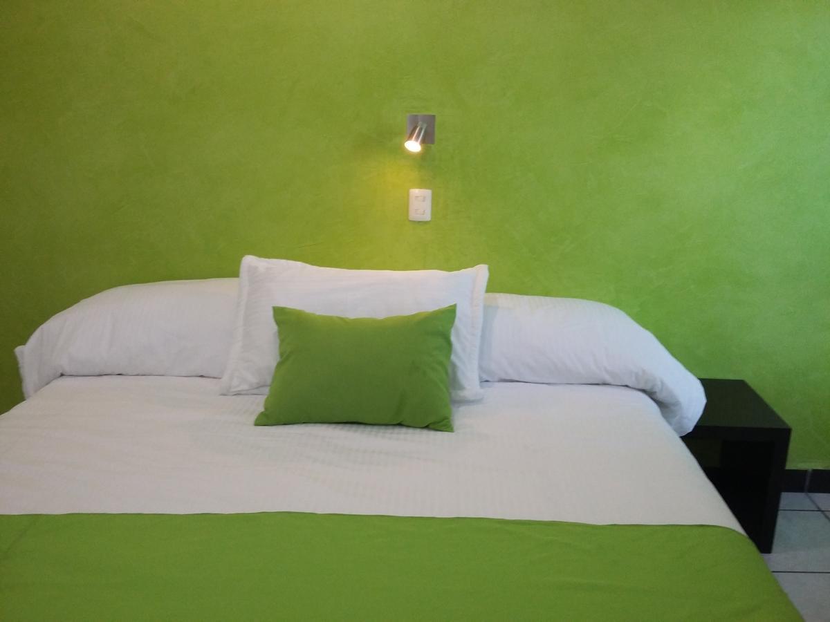 Hotel Rv Martínez de La Torre Kültér fotó